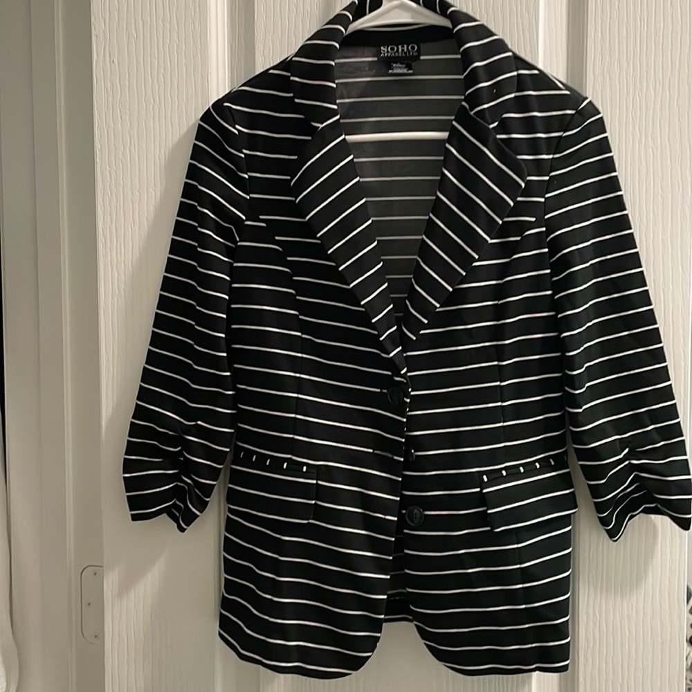 Black and white stripped blazer